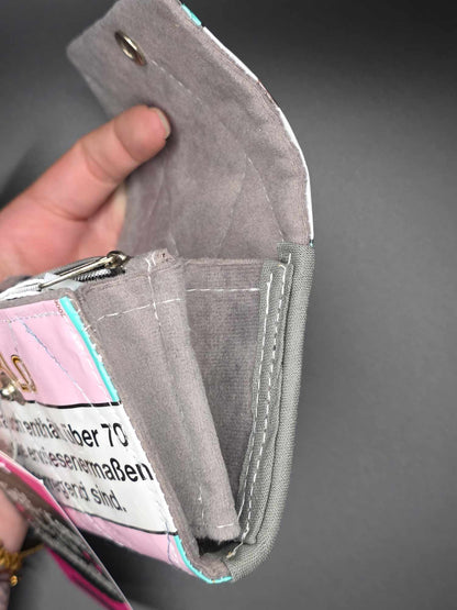 W22.9 *B-Ware* Geldbeutel - upcycled, mit Kartenfächer