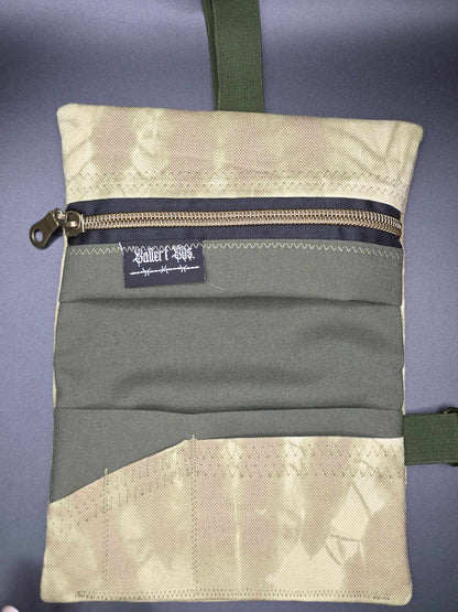 TT13.7 Tabacco pouch, Tarot cards - Rhinestones