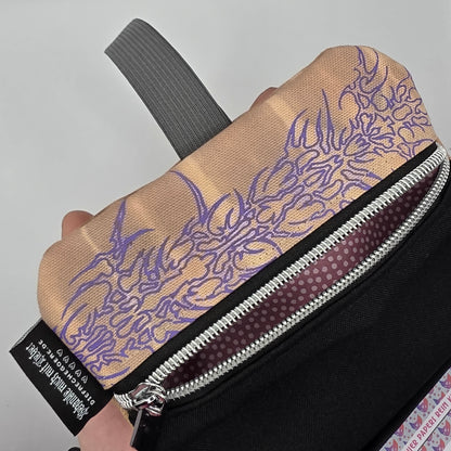 Batik „Tribals" Tabaktasche Nr. 2 (Juni)