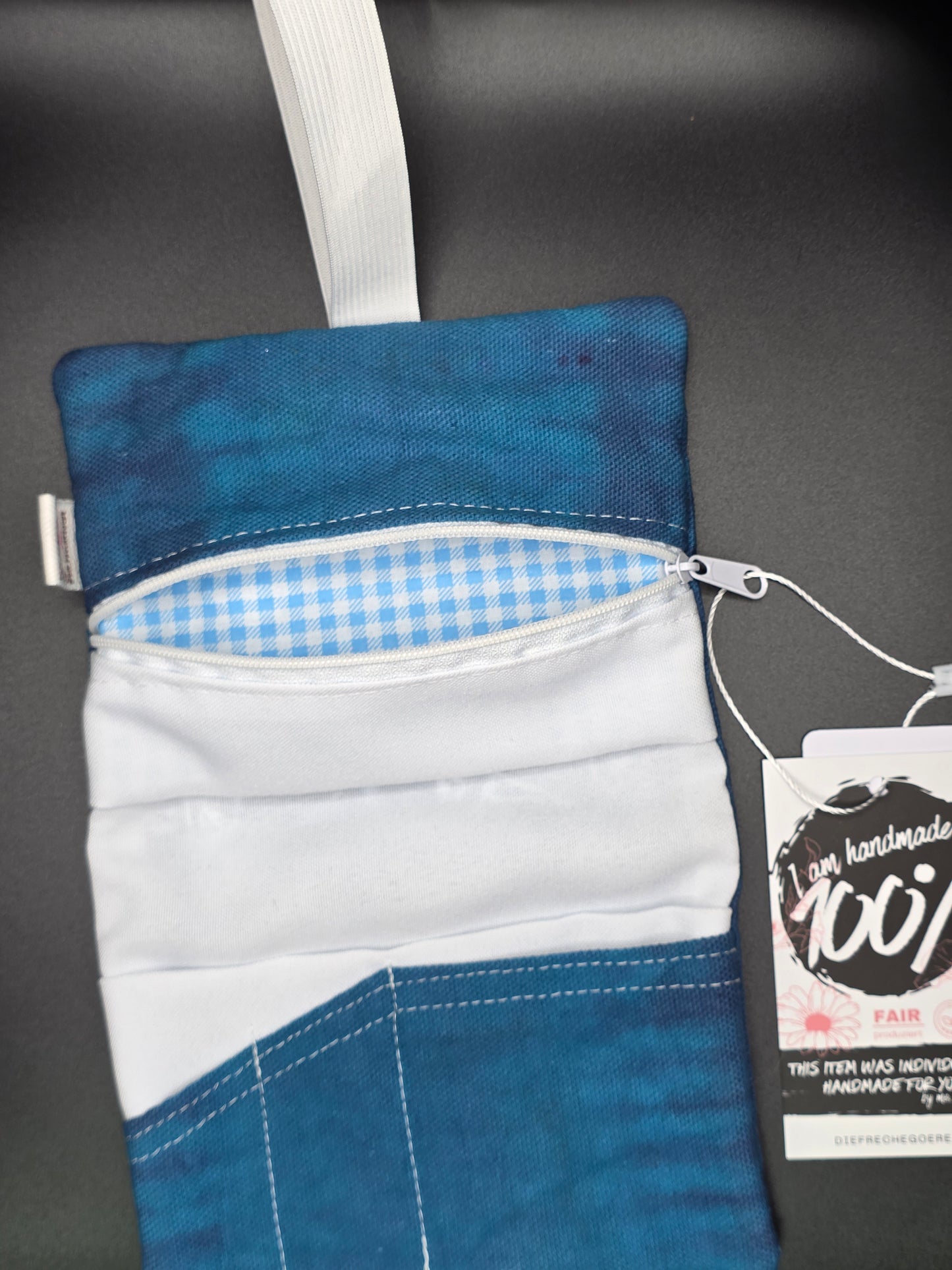 8.2 Tabacco pouch, B-Ware*Beschreibung lesen*