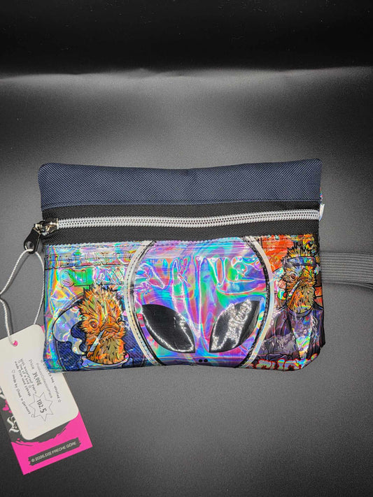 TB2.5 Trippy Zip Bag - upcycled, dunkelblau