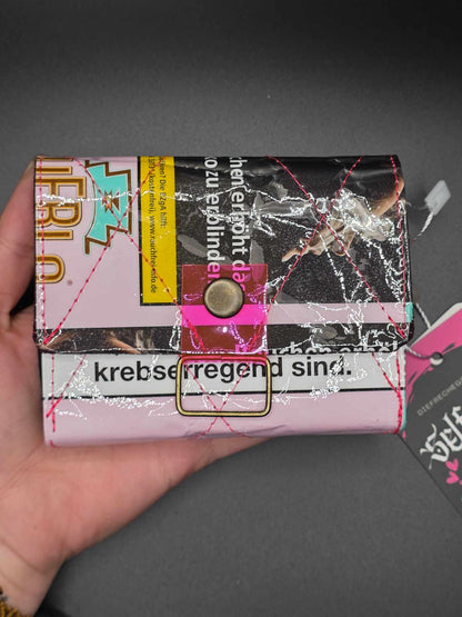 W22.2 Geldbeutel - upcycled, mit Kartenfächer