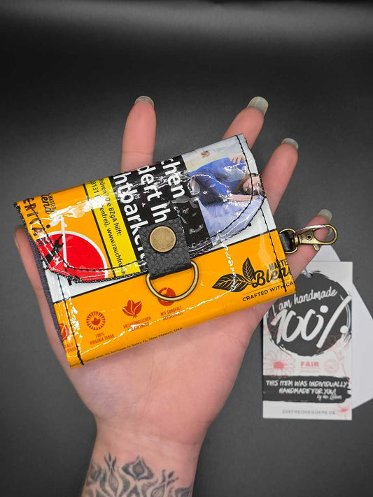 10.12 wallet - upcycled, beige cats