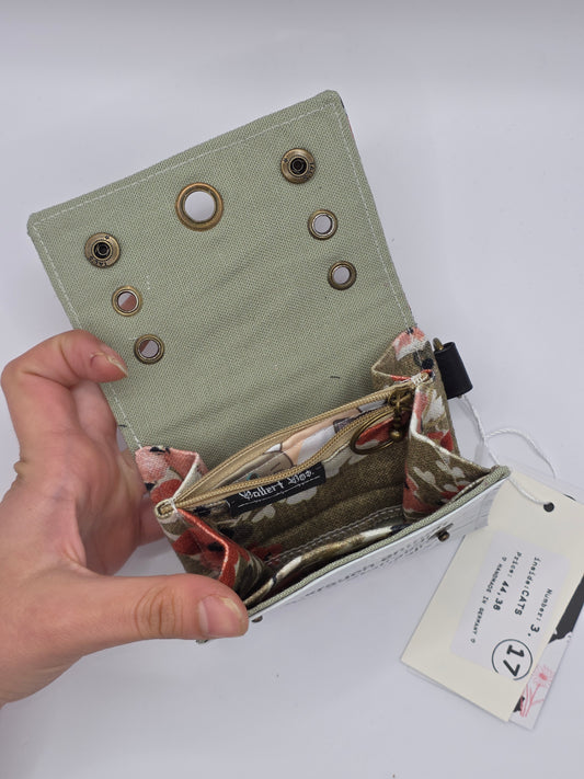 3.17 upcycling wallet - CATS