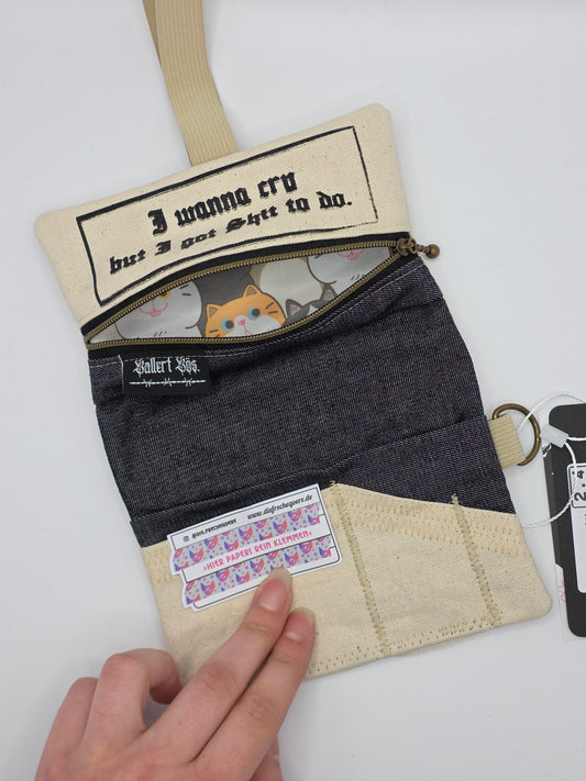 2.4 Tabacco pouch - nature - hidden cats