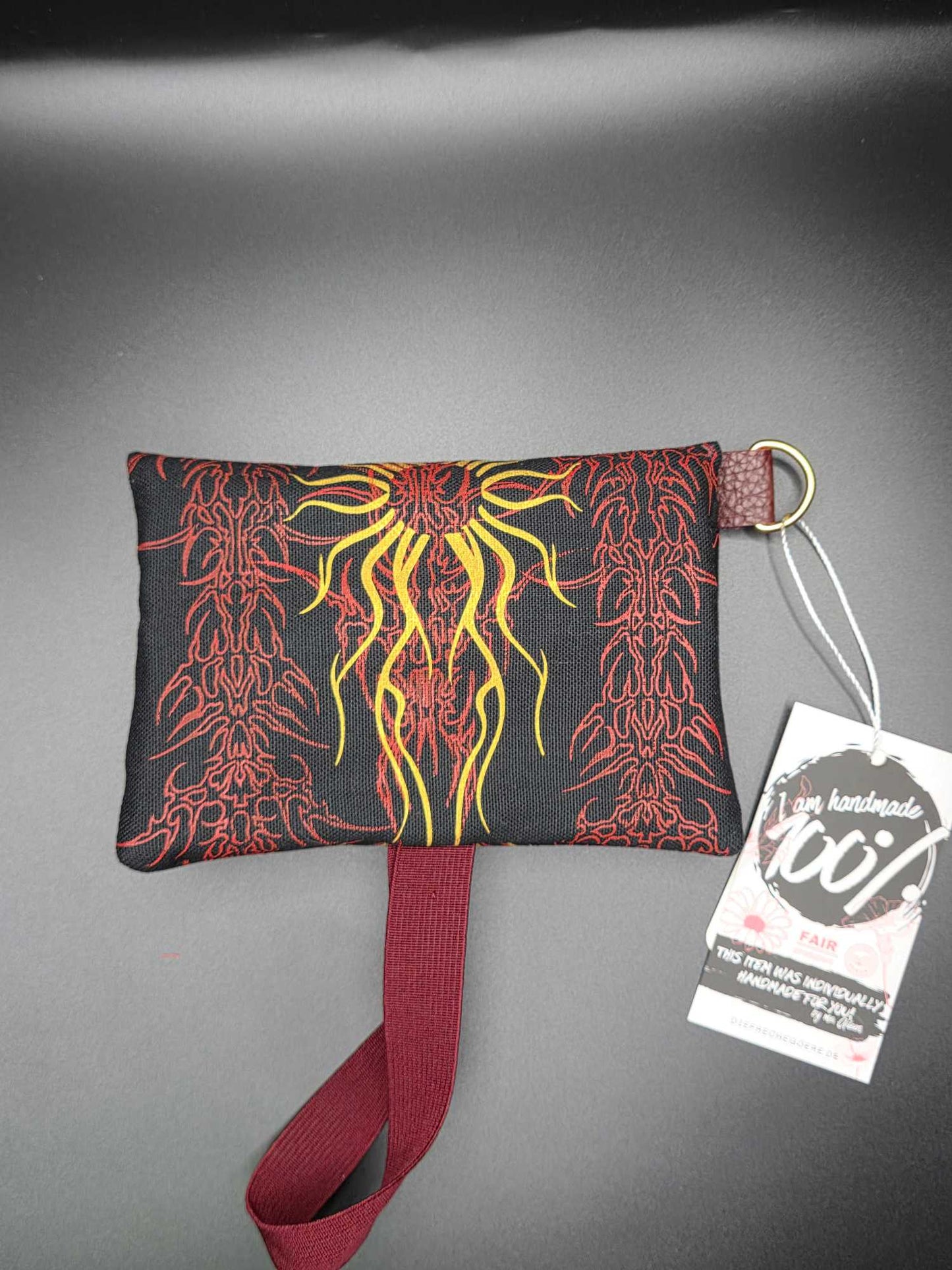 TT9.5 Tabacco pouch, Tribals