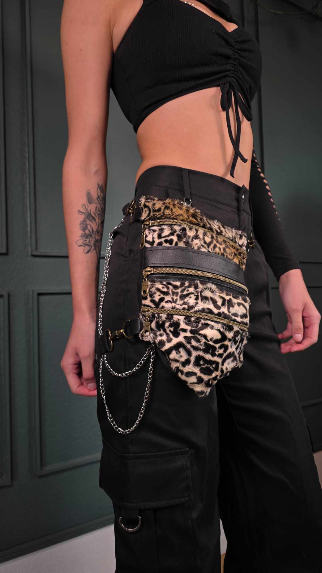 LB1.2 Leg Bag, Leo