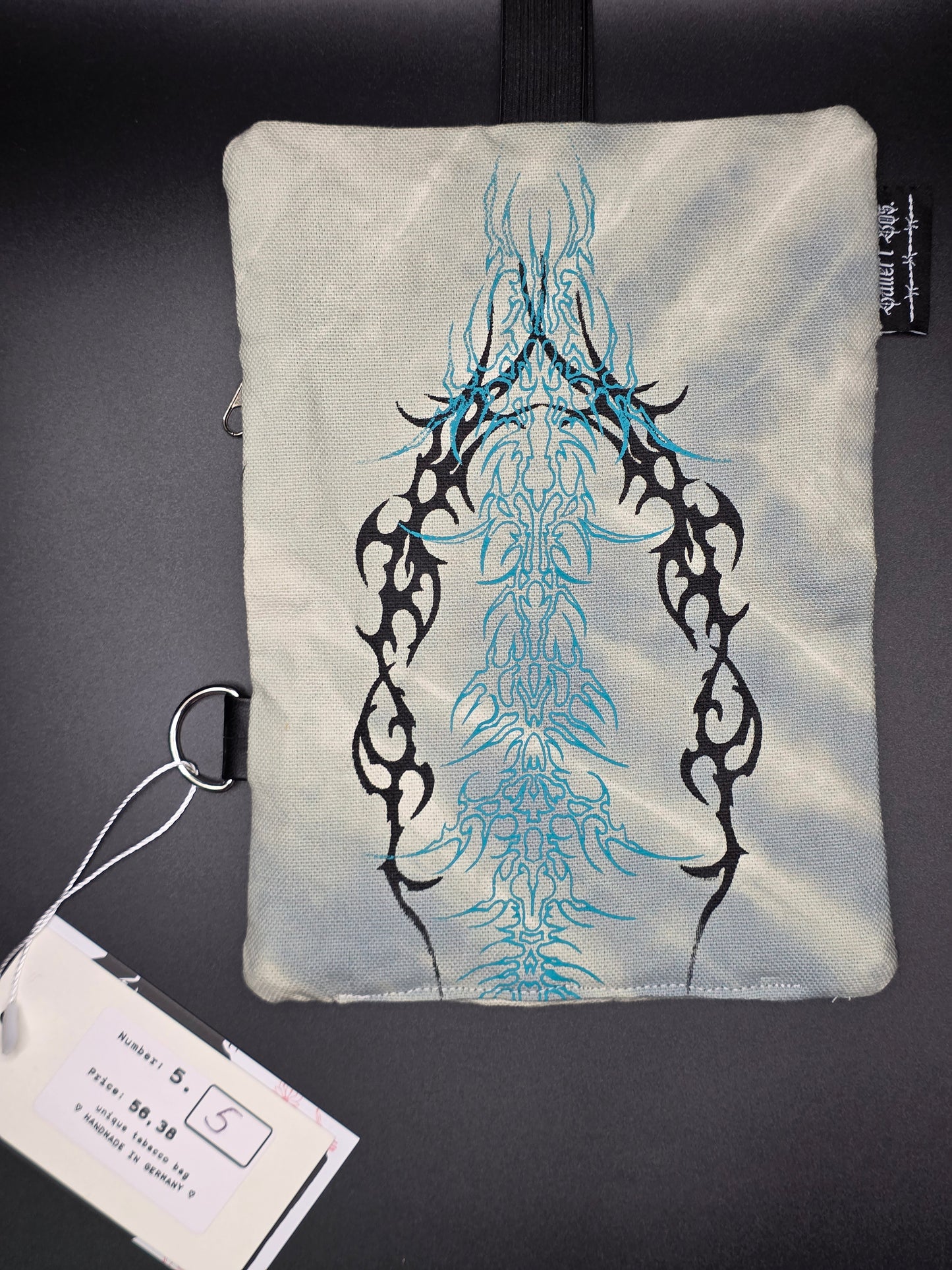 5.5 Tabacco pouch, Tribals, smokey light blue batik