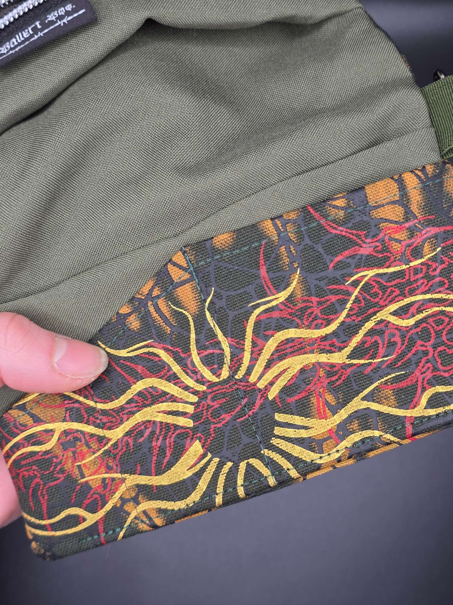 TT10.1 Tabacco pouch, Tribals