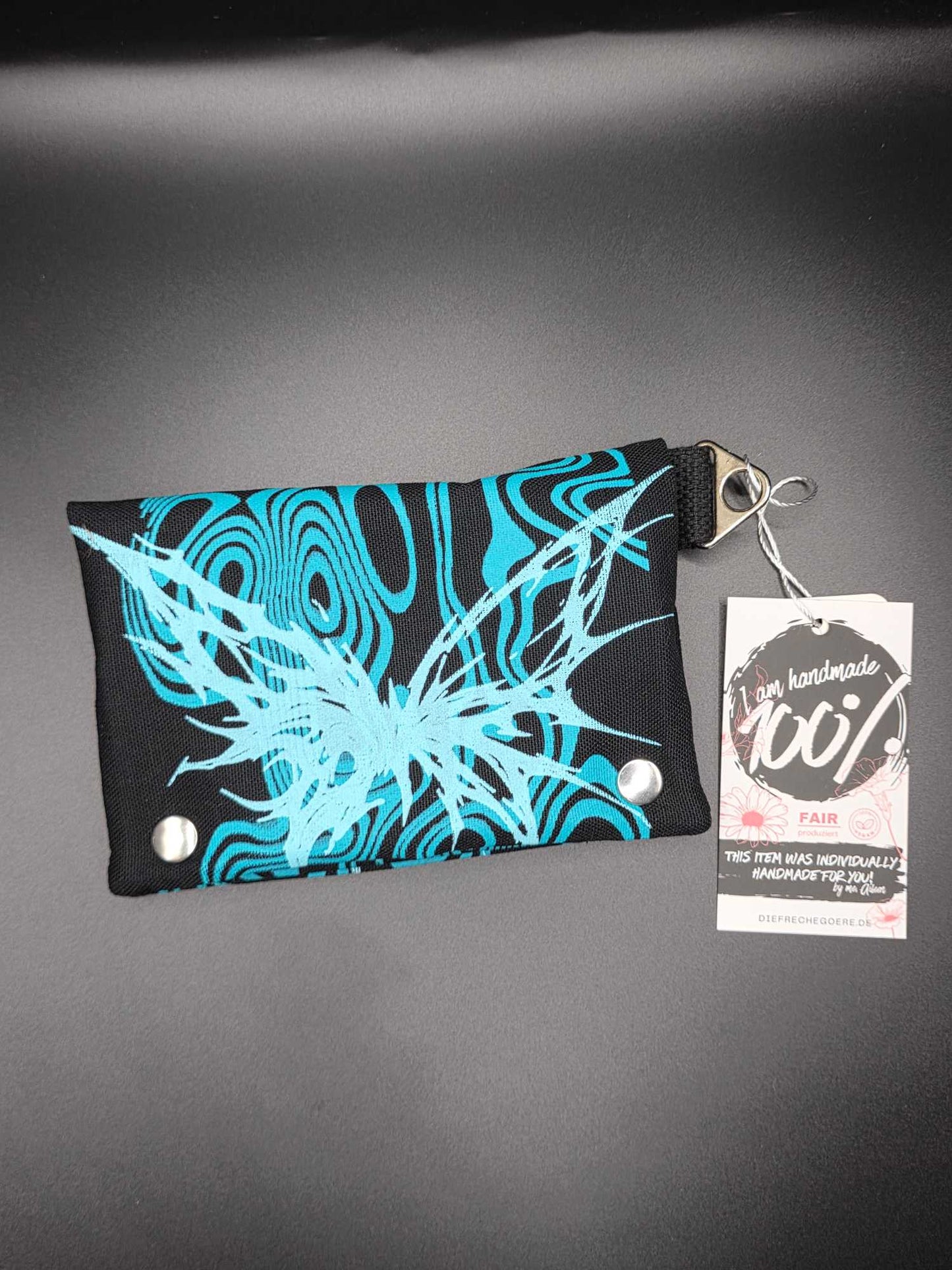 TT9.7 Tabacco pouch, Trippy Butterfly