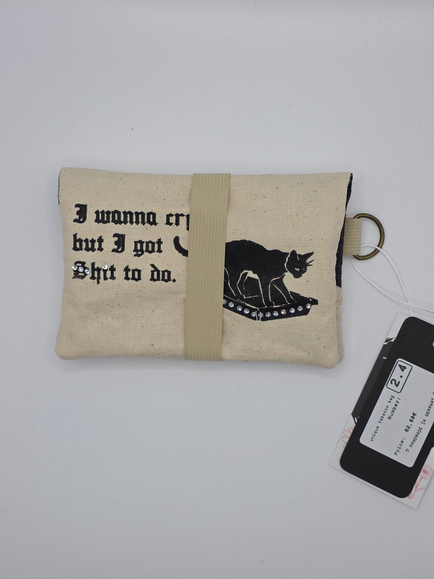 2.4 Tabacco pouch - nature - hidden cats