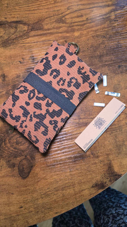 BTT Basic Tabacco Pouch - Cord, leo