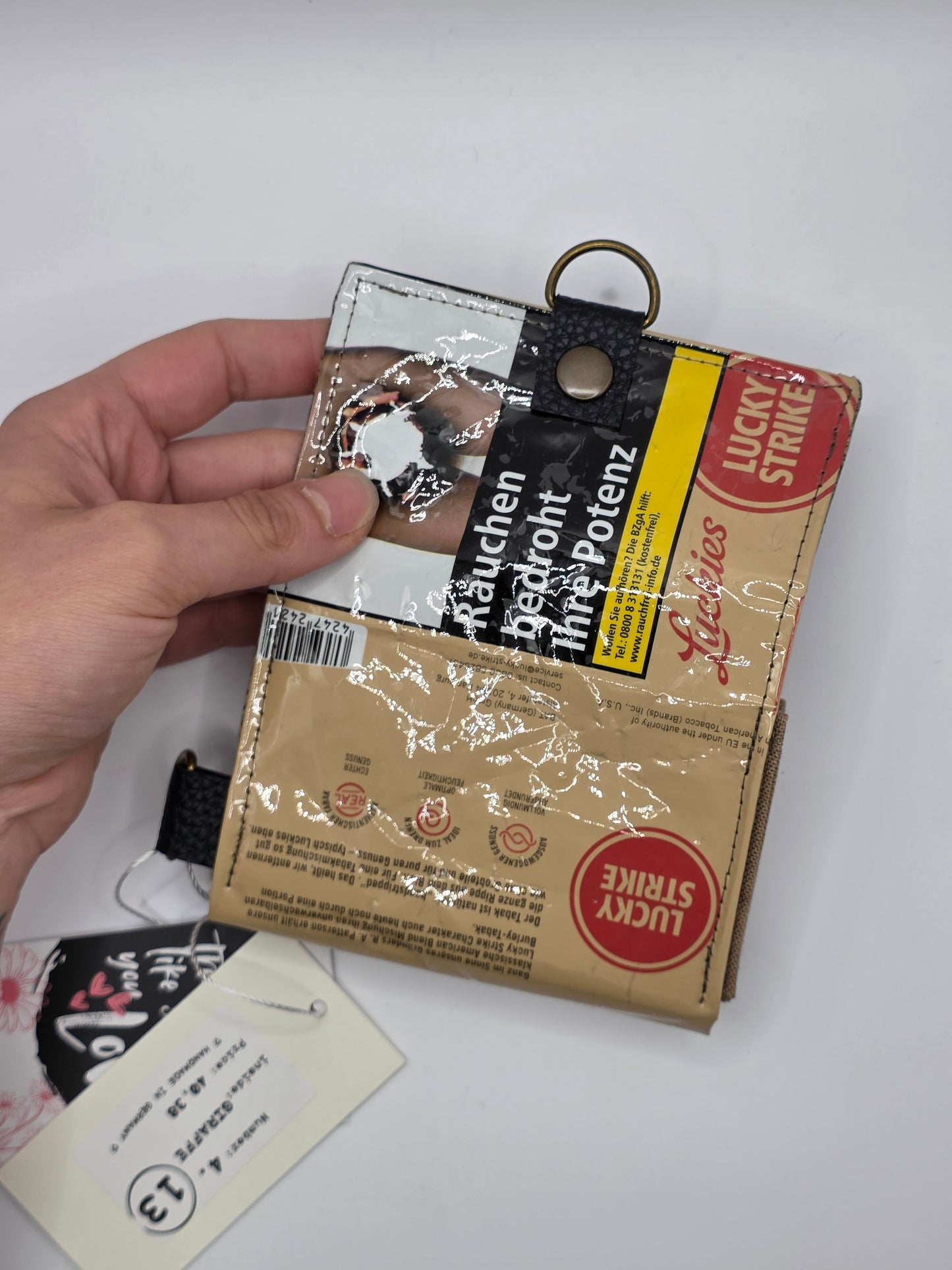 4.13 upcycling wallet, giraffe