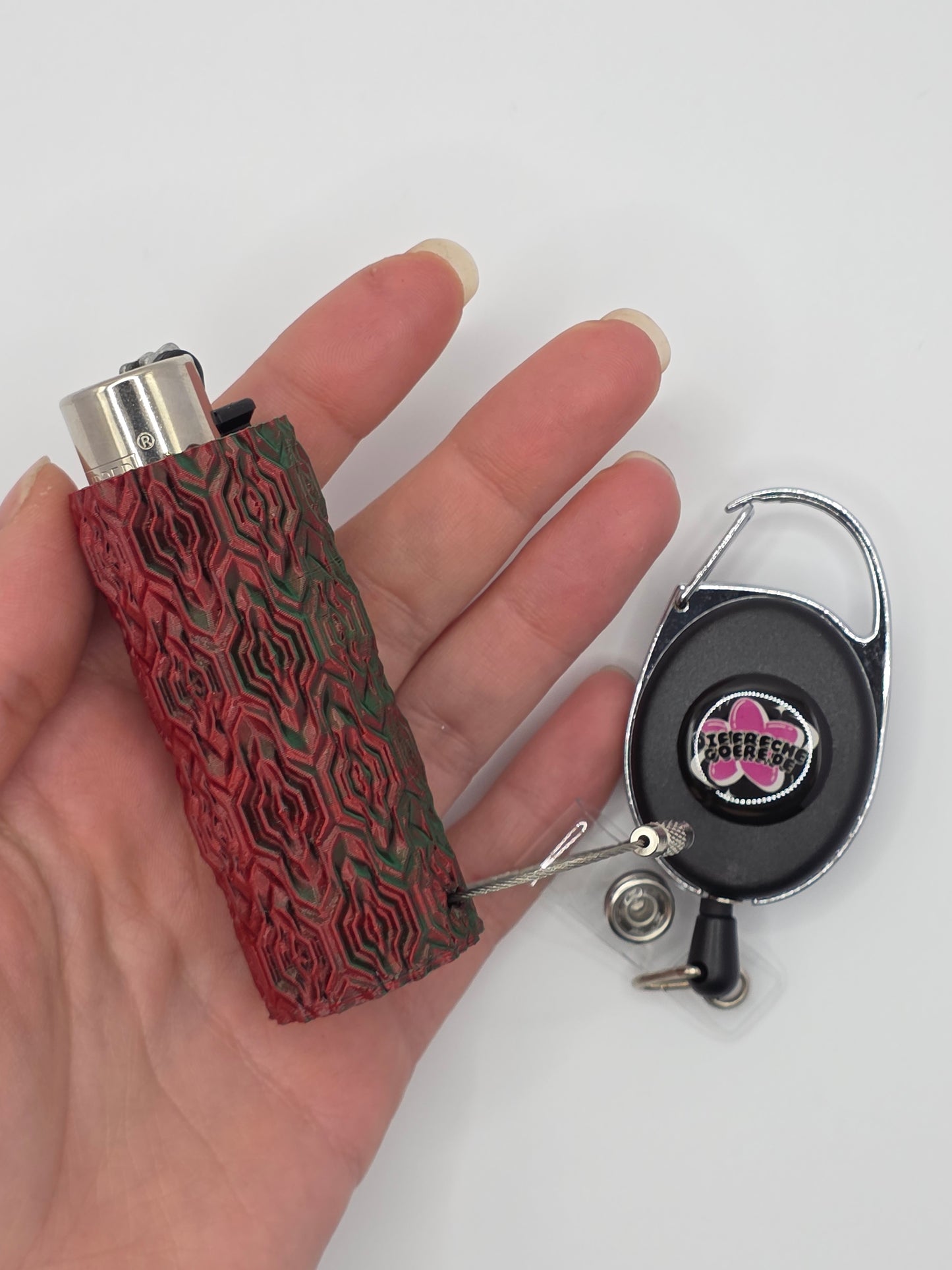Trippy 3D lighter, red-green