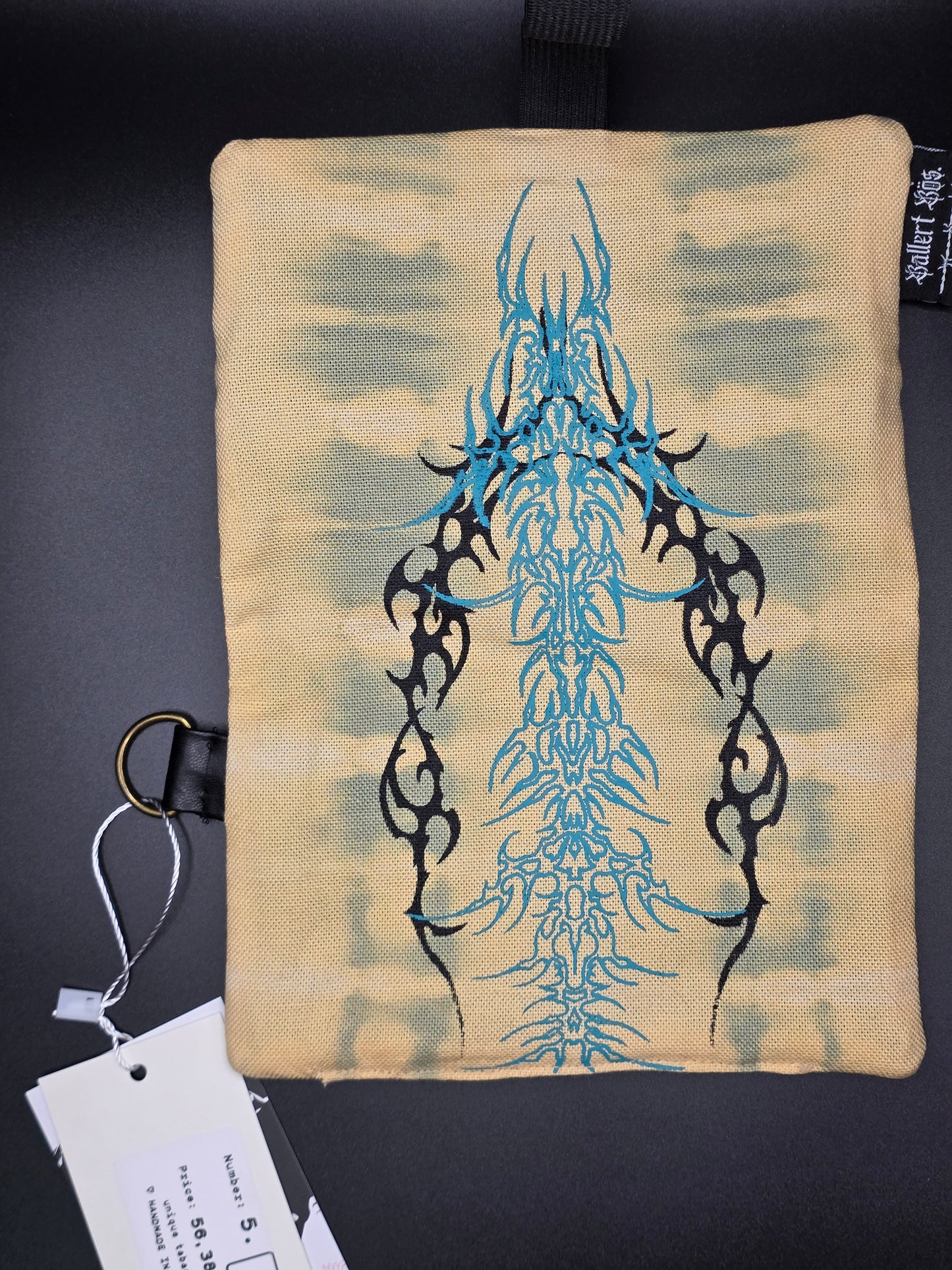 5.9 Tabacco pouch, Tribals, minty yellow batik