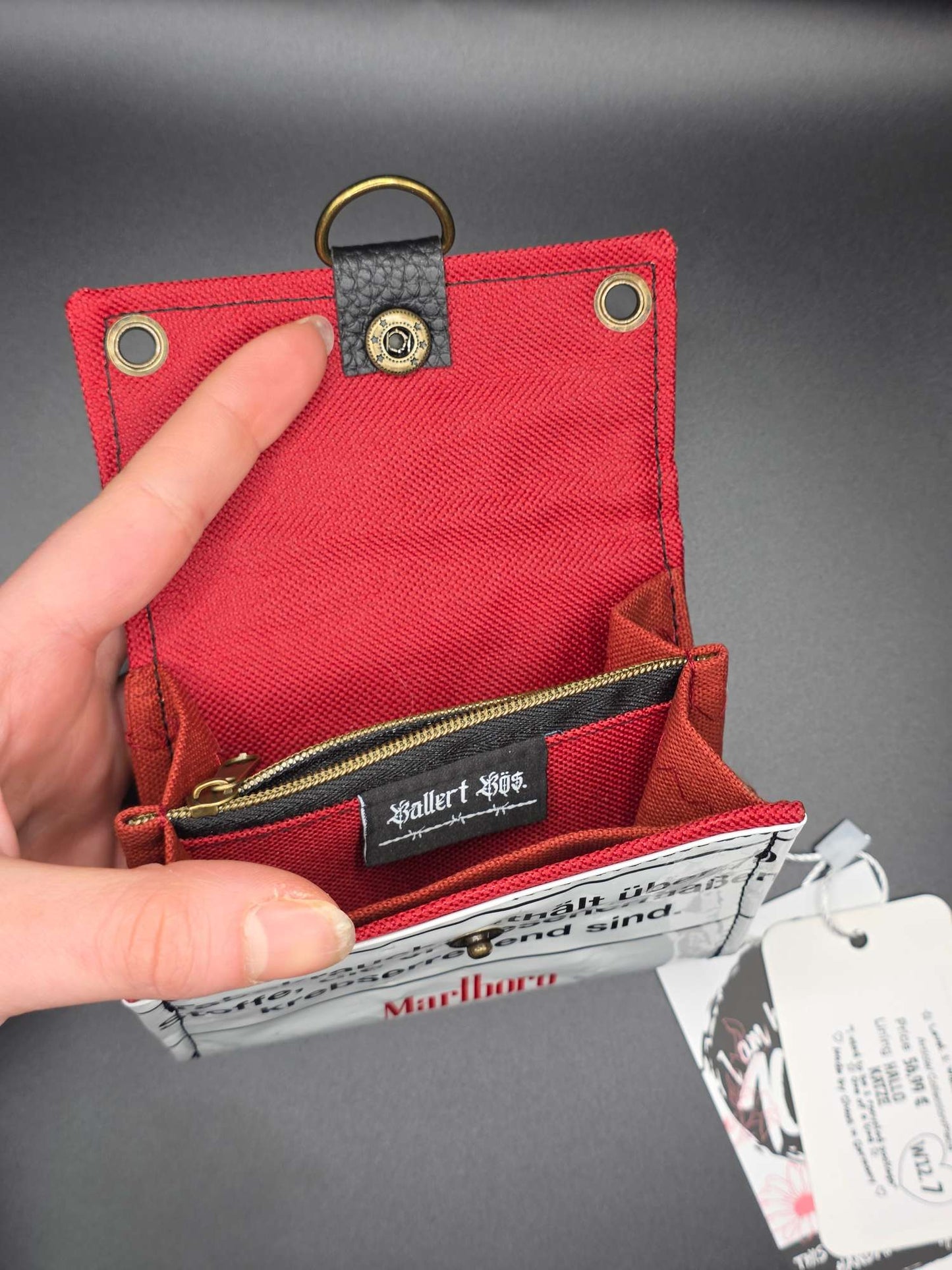 W12.7 wallet - upcycled, Hallo Katze