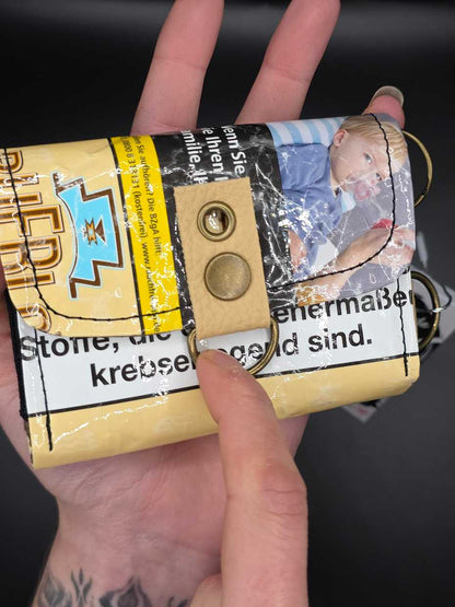 10.10 wallet - upcycled, beige cats