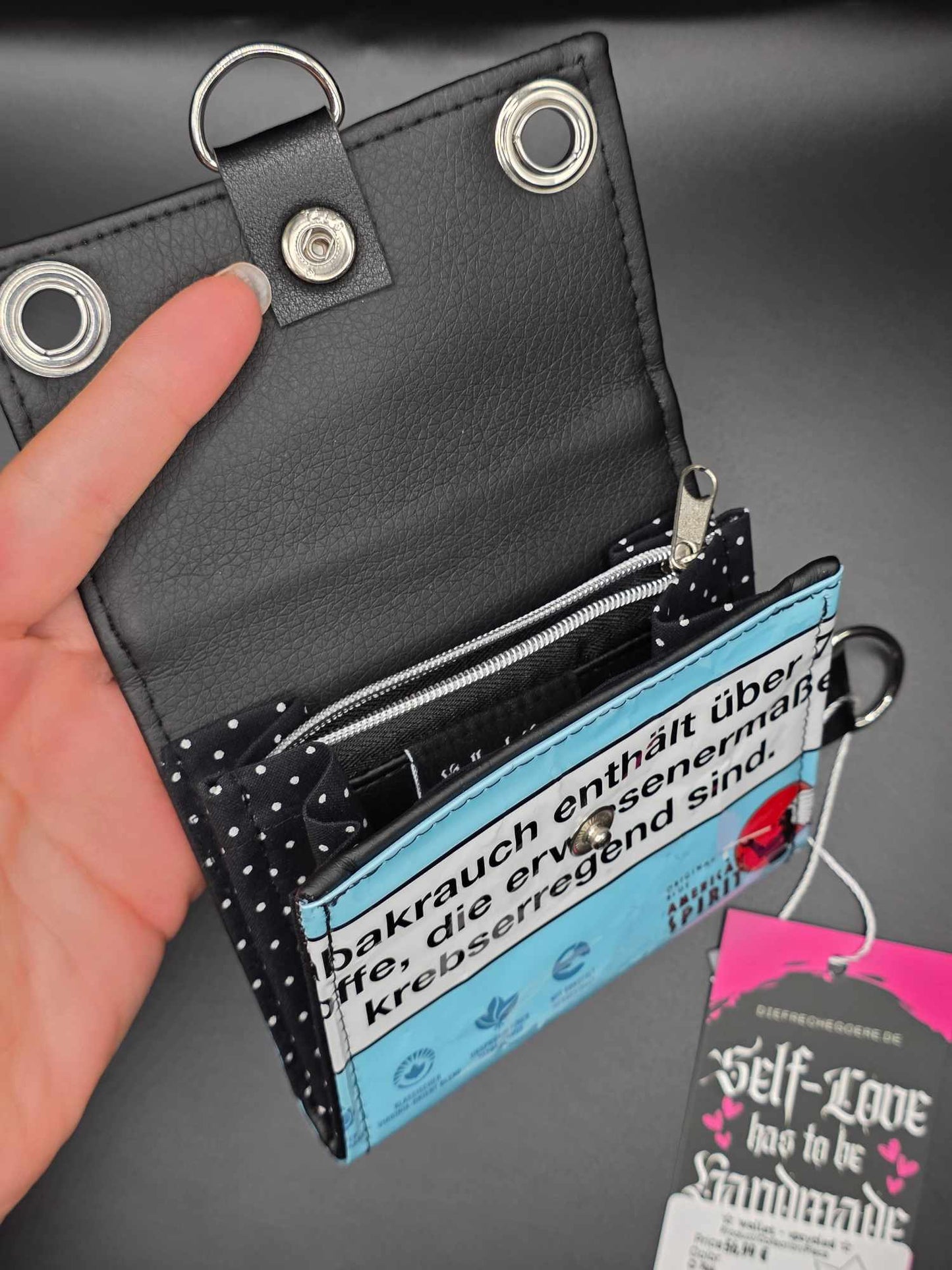 W20.13 wallet - upcycled