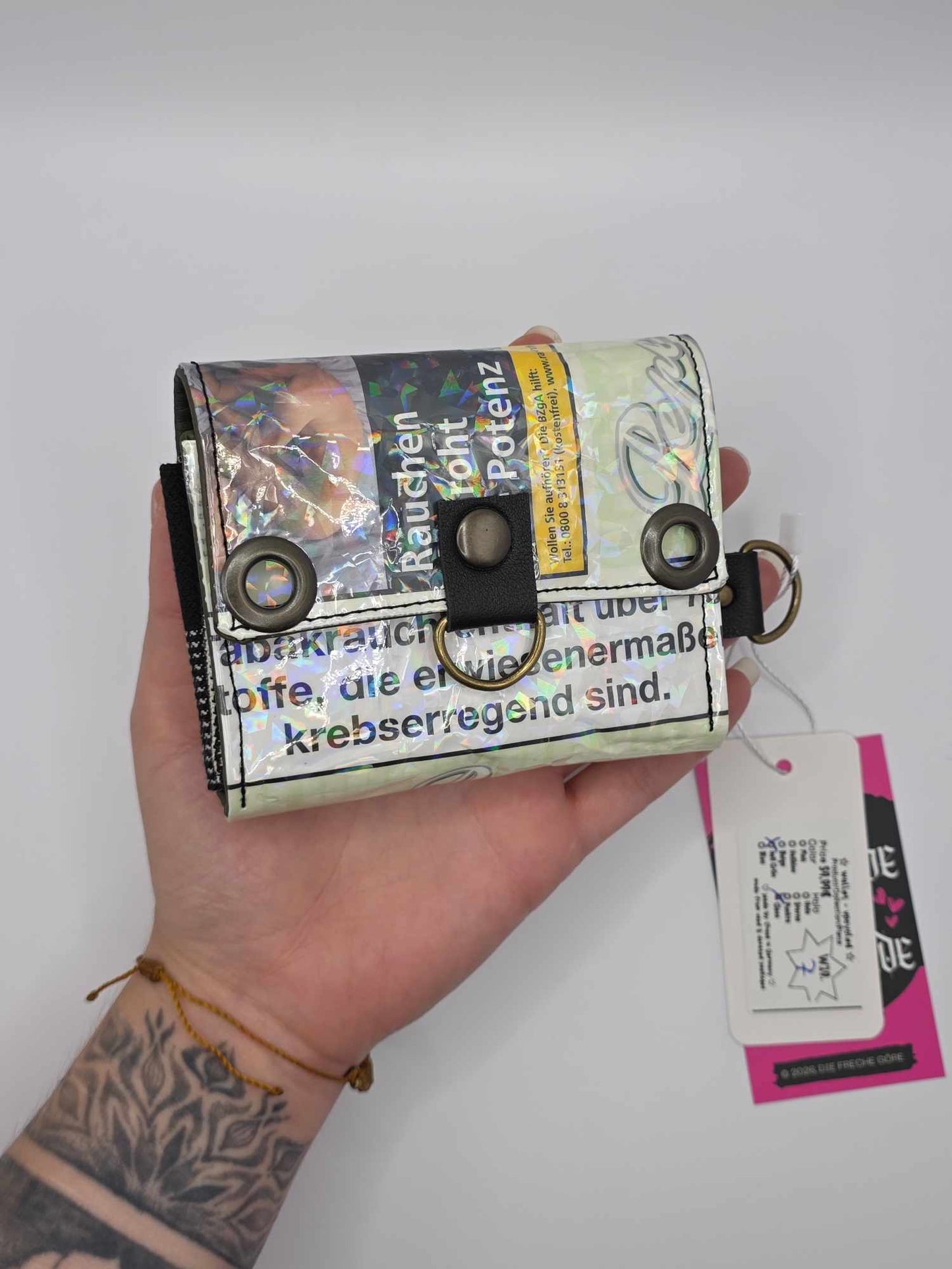 W19.7 wallet - upcycled ✨️holo broken glass✨️