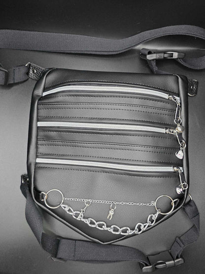 LB2.1+2 Leg Bag, black faux leather