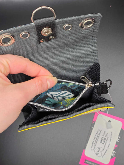 W14.10 wallet - upcycled, plants