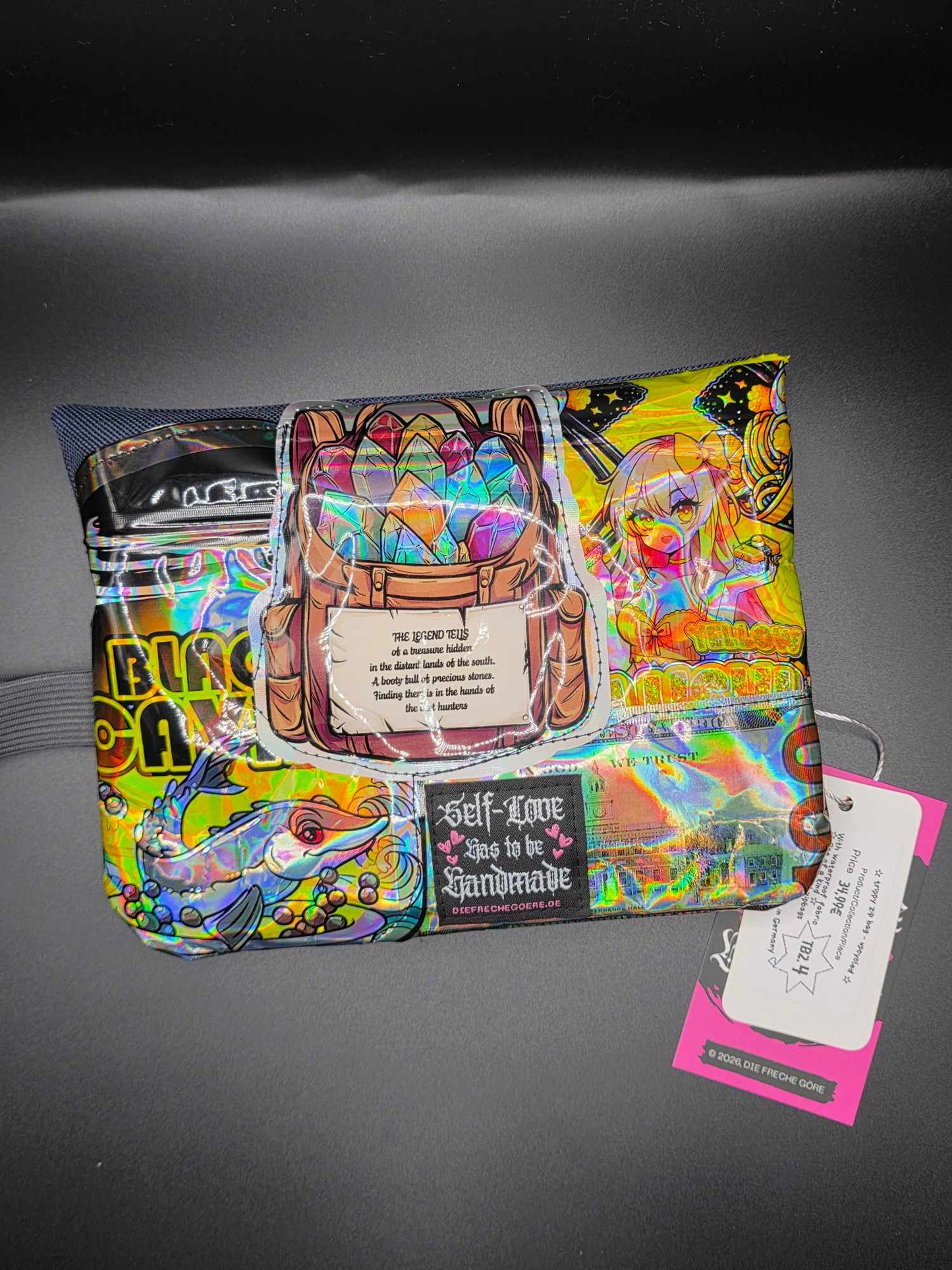 TB2.4 Trippy Zip Bag - upcycled, dunkelblau