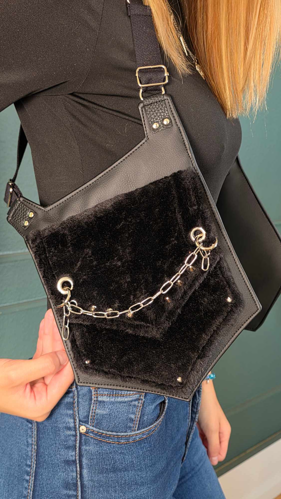 HB1.1 Holster Bag, black