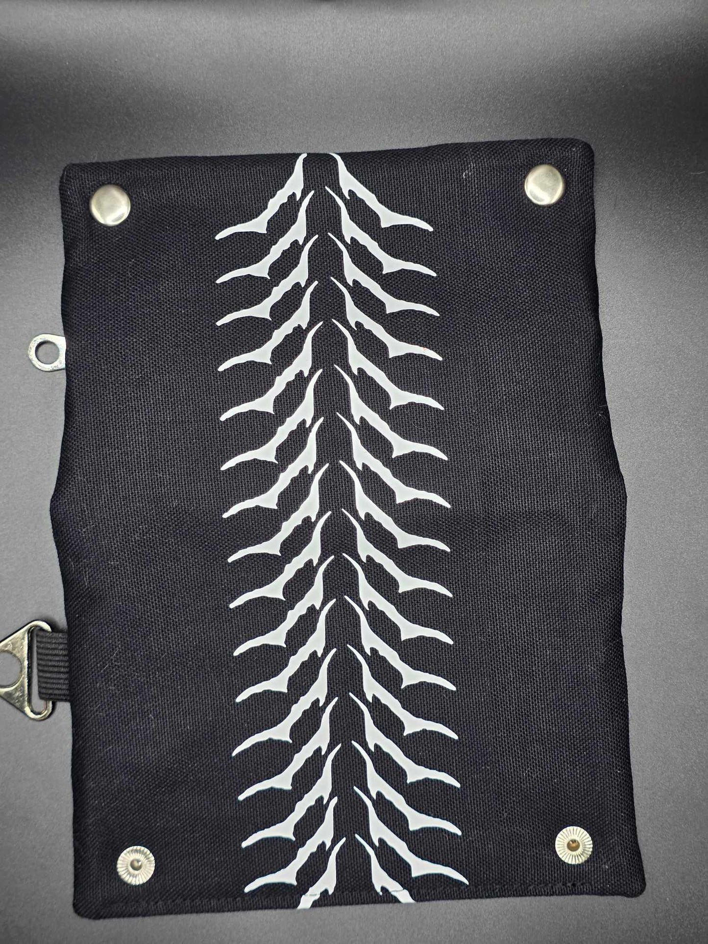TT11.5 Tabacco pouch, spiral, white