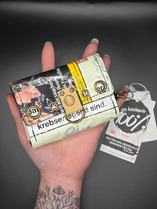 10.4 wallet - upcycled, shrooms lining