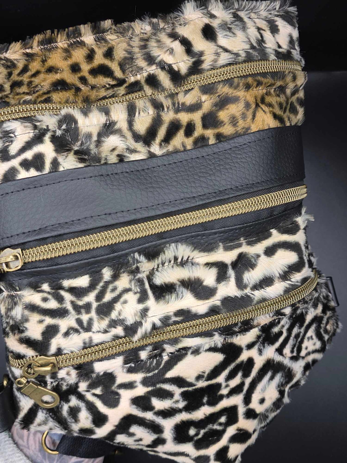 LB1.2 Leg Bag, Leo