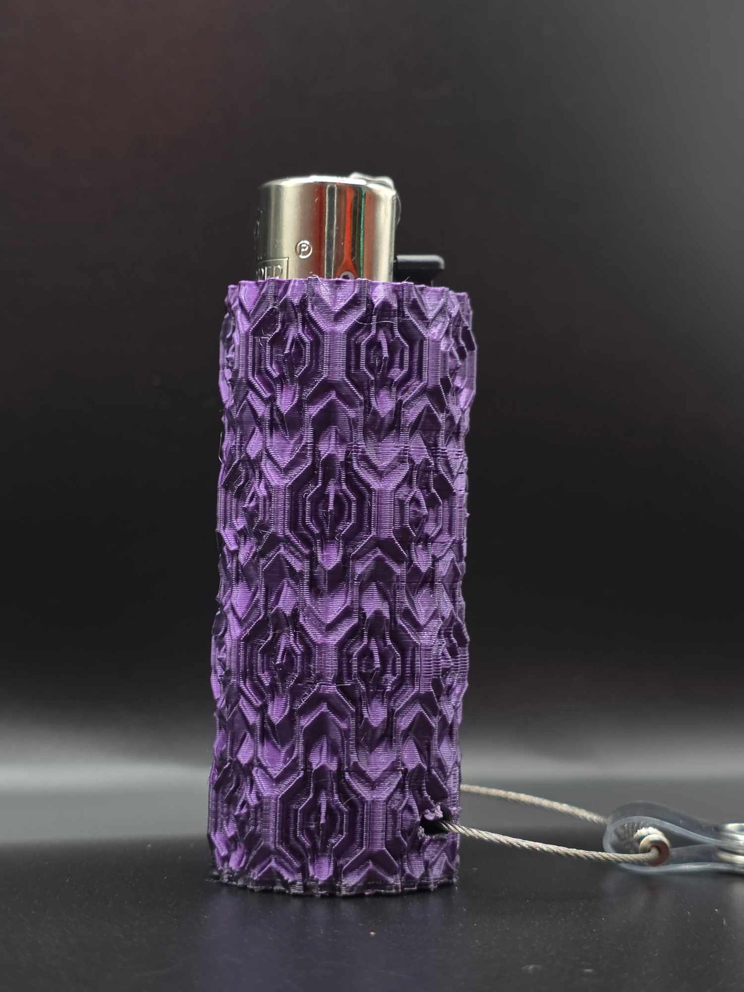 Trippy 3D Feuerzeug, schwarz-lila