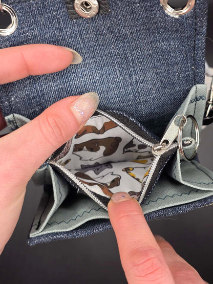 W11.3 wallet - upcycled, Cats inside