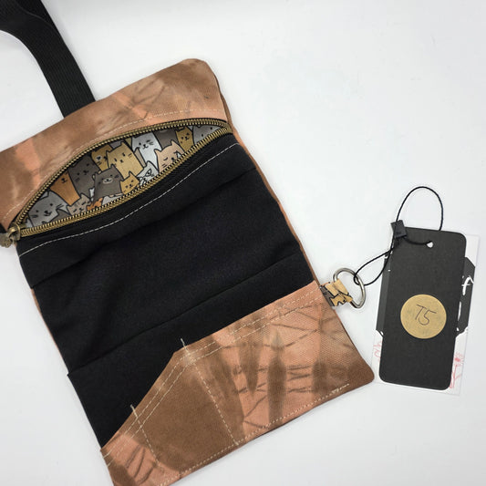 Batik „Sun and Moon" Tabaktasche Nr. 5 (Juni) - hidden cats