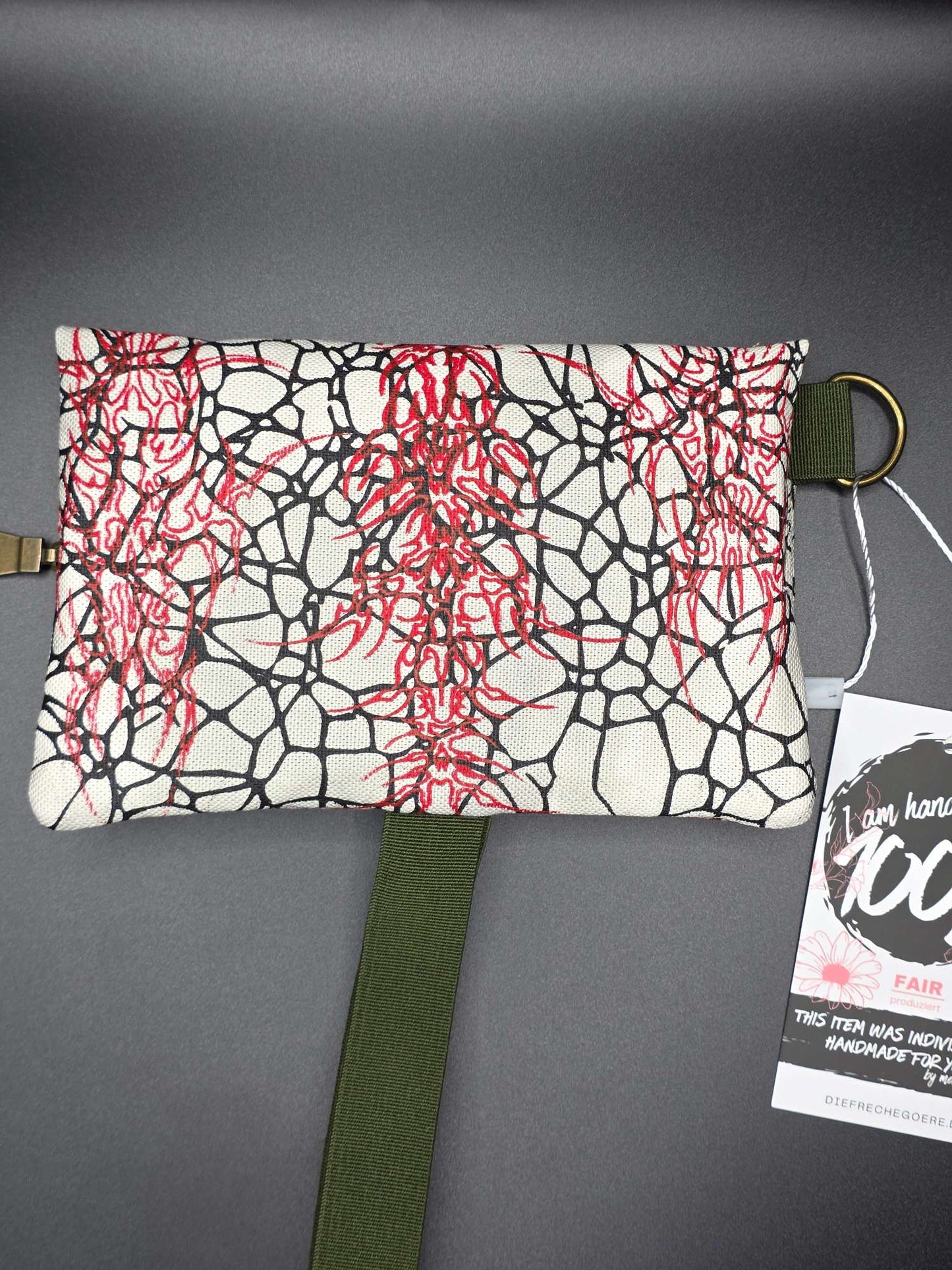 TT10.5 Tabacco pouch, Tribals