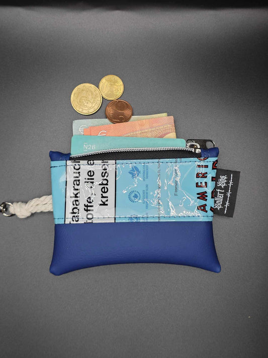 mini zip wallet - Upcycled, blau