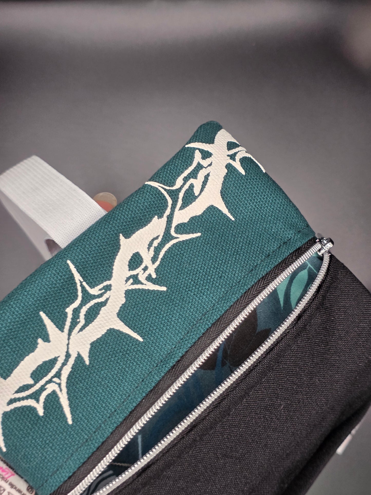 8.1 Tabacco pouch, 3D print, petrol