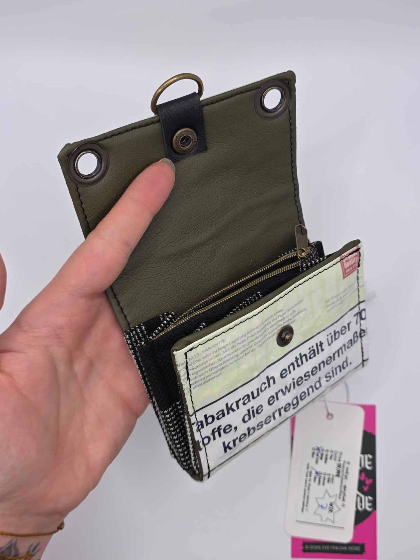 W19.7 wallet - upcycled ✨️holo broken glass✨️