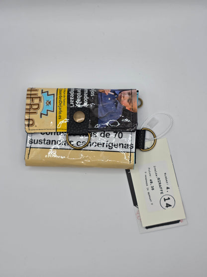 4.14 upcycling wallet, giraffe