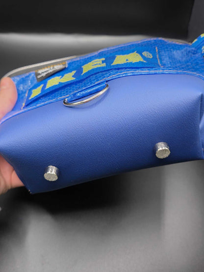 UB2.3 cosmetic bag - upcycled