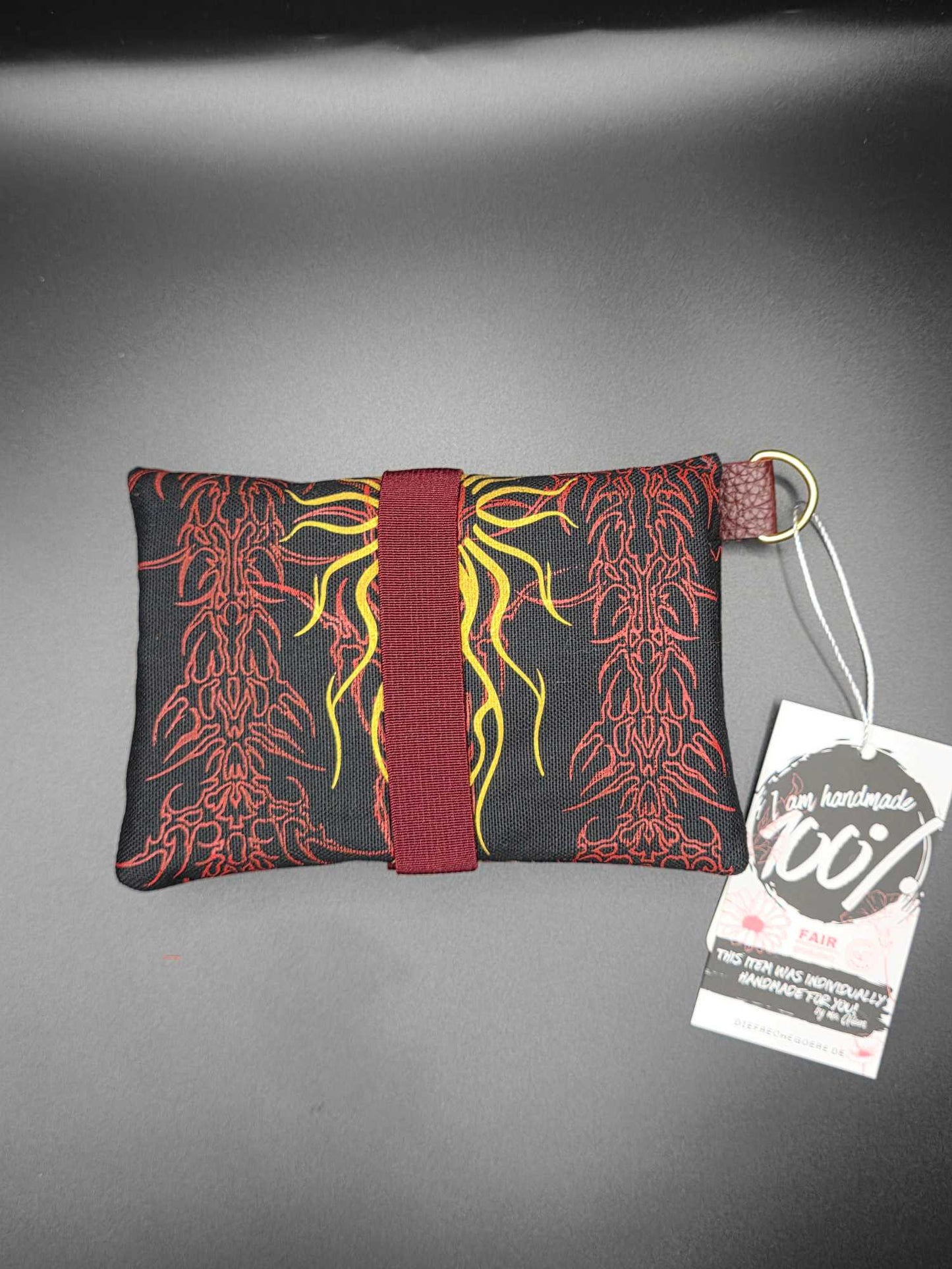 TT9.5 Tabacco pouch, Tribals