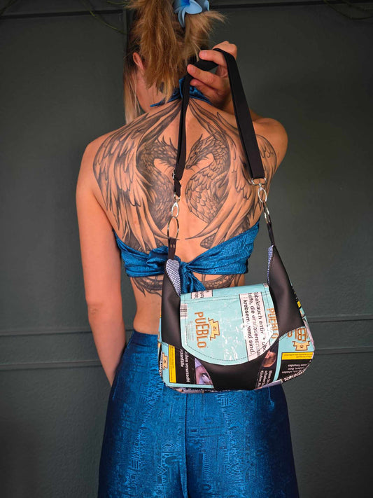 Tabak Handtasche, Version 1 - hellblau