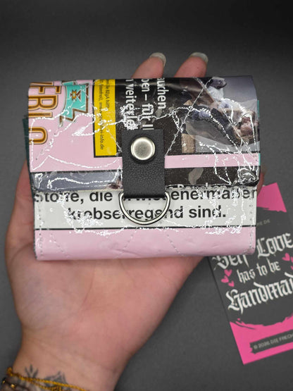 W22.8 *B-Ware* Geldbeutel - upcycled, mit Kartenfächer