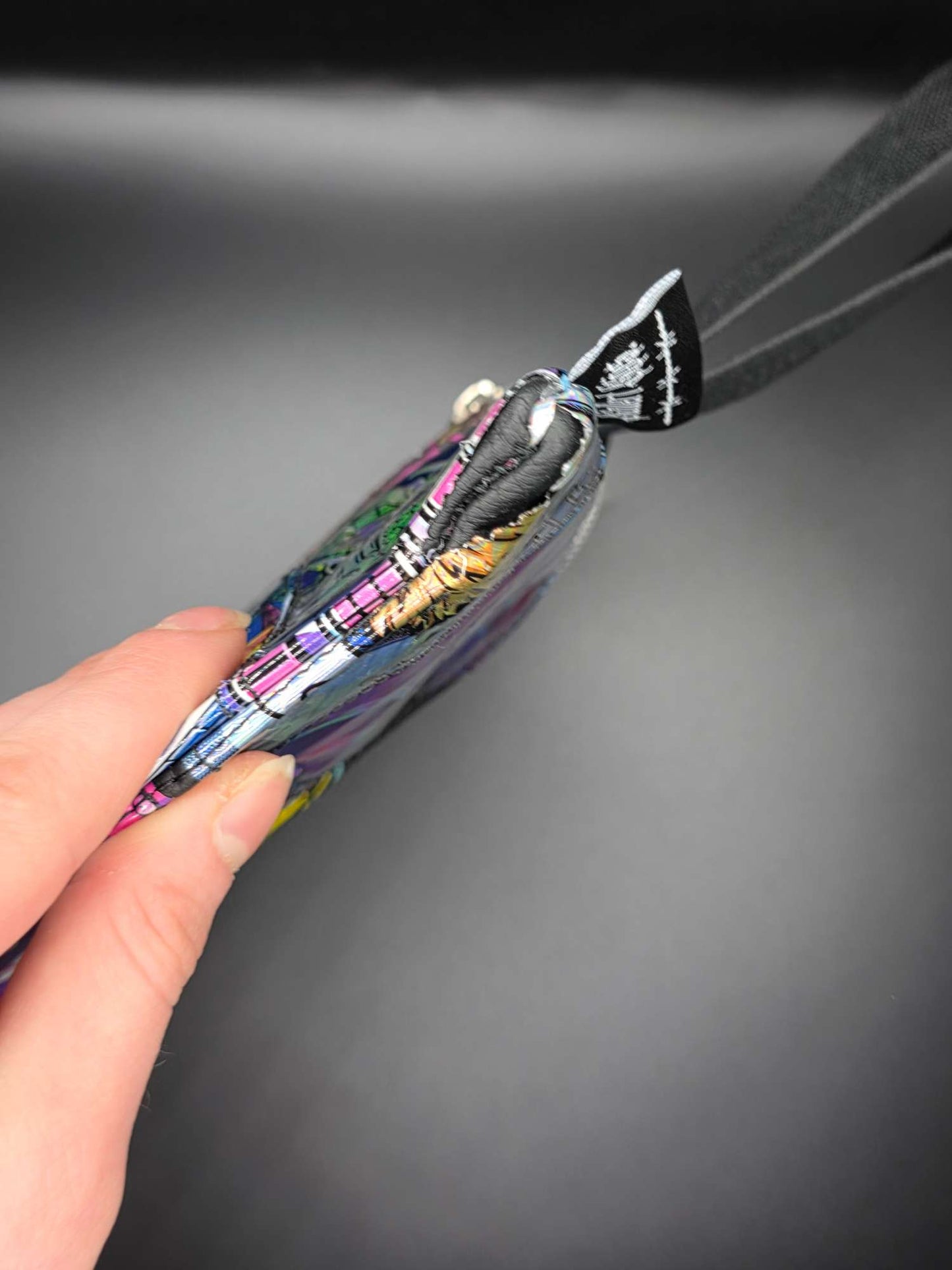 TB1.6 Trippy Zip Bag - upcycled *B-Ware*