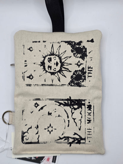 3.2 Tabacco pouch, Sun&Moon Tarot, beige (B-Ware*)