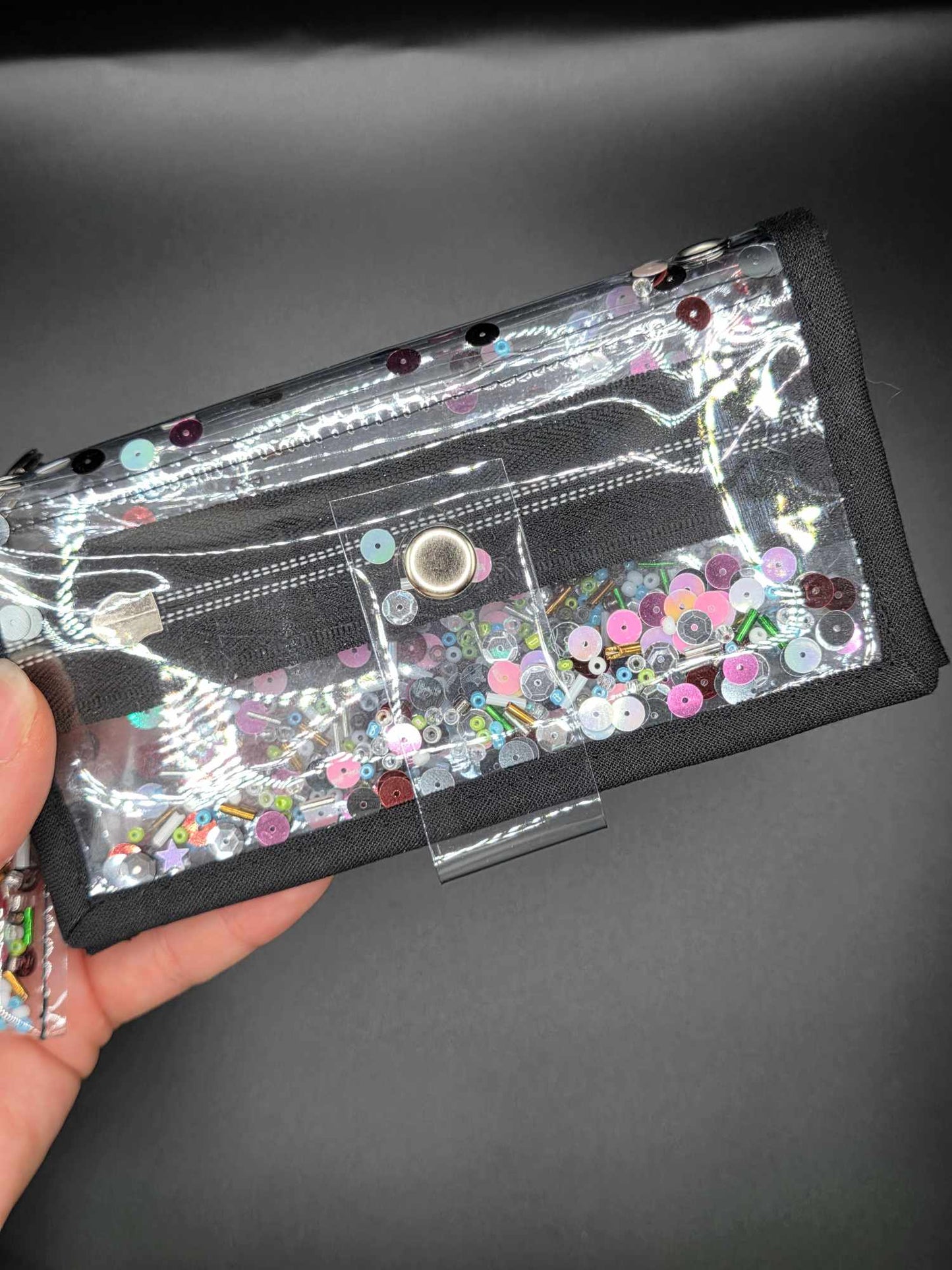 Vinyl Tabaktasche, Transparent, Fidget-Edition "Perlen"