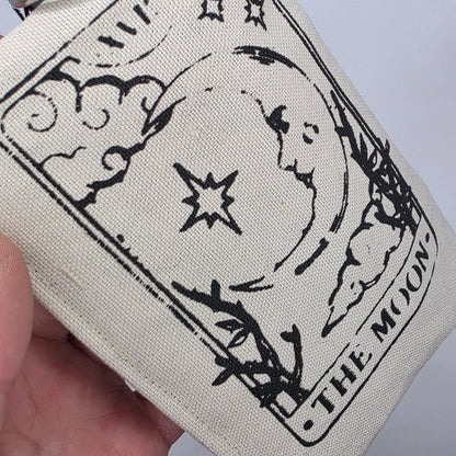 „Sun and Moon" Tabaktasche Nr. 6 (Juni) - DIE FRECHE GÖRE