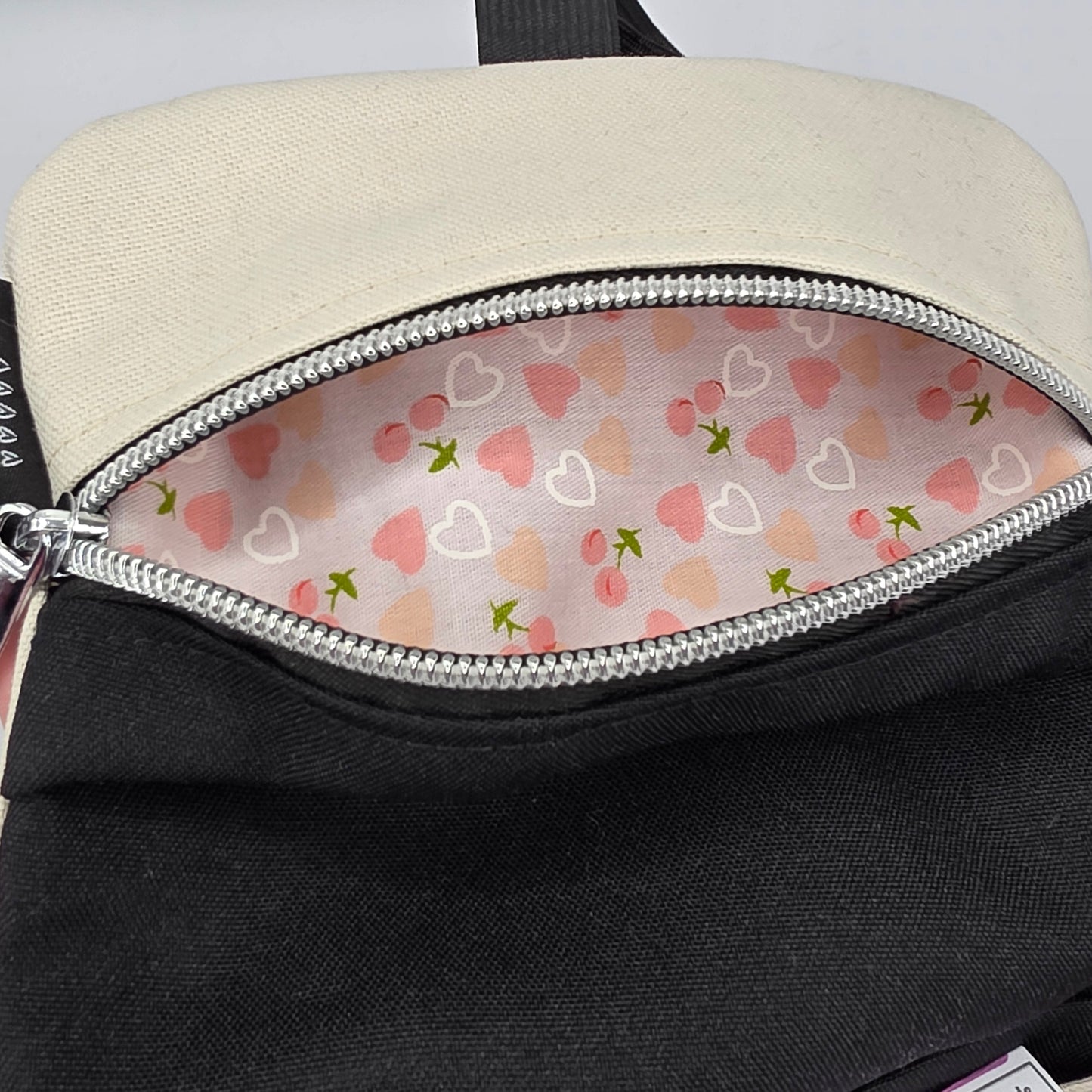 „Sun and Moon" Tabaktasche Nr. 6 (Juni) - DIE FRECHE GÖRE
