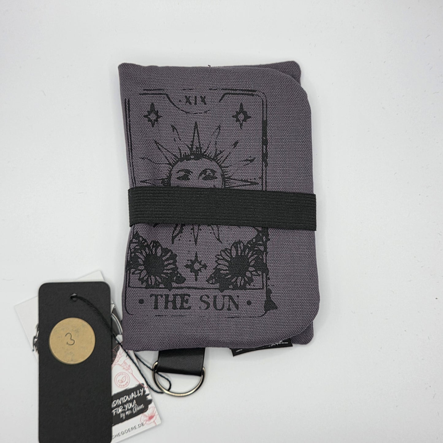 „Sun Moon Tarot" Tabaktasche Nr. 3 - DIE FRECHE GÖRE